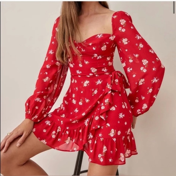 Reformation Dresses & Skirts - Reformation Cammi dress